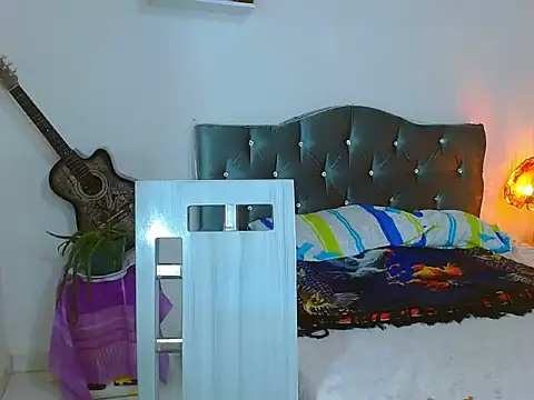 _Santi2 লাইভ XXX চ্যাট