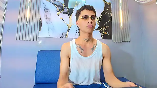 XXX chat uživo modela HENRY_GREEN2