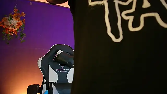 Emmapark_ Live XXX-chat