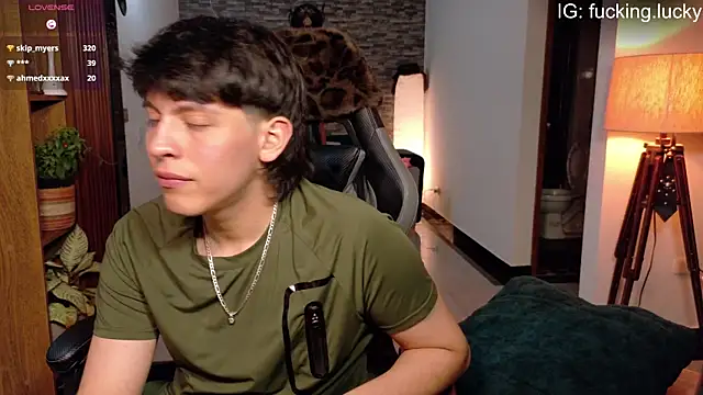 MyLatinHotBoys Webcam show