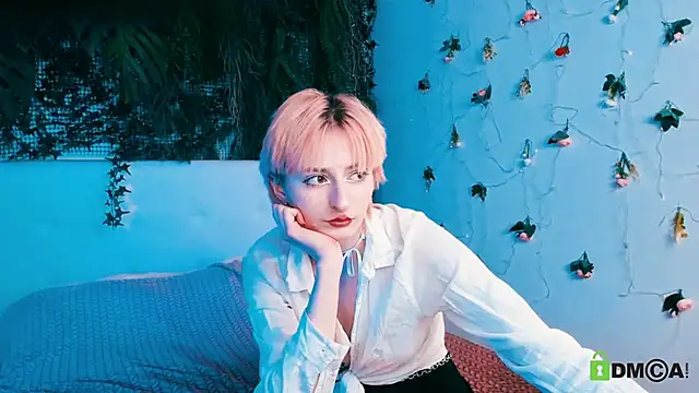 Kira__Cutie Chat XXX in diretta