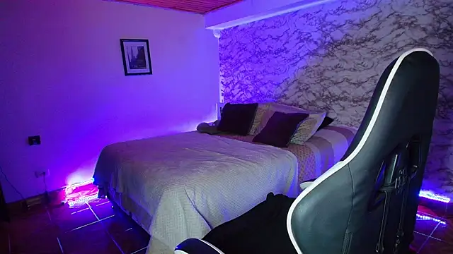 Camila_IRoose Live XXX-Chat