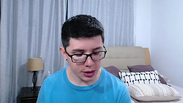 Show modela BlackFoXXX69 na web-kameri