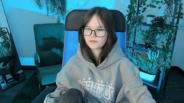 XXX chat uživo modela Elainebeness