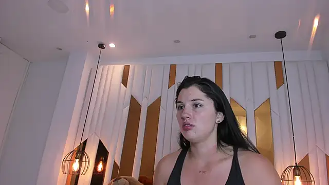 CarolinaFerrer 现场XXX聊天