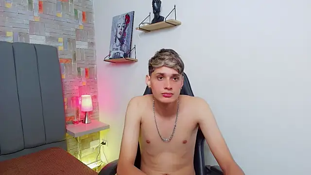 Czat XXX na żywo – flaquito___