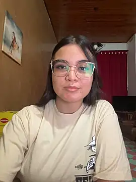 Chat XXX ao vivo de CamilaSofiia