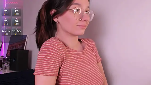 XXX chat uživo modela miabellee_