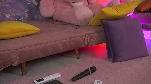 Ava_Solis élő XXX-chatje