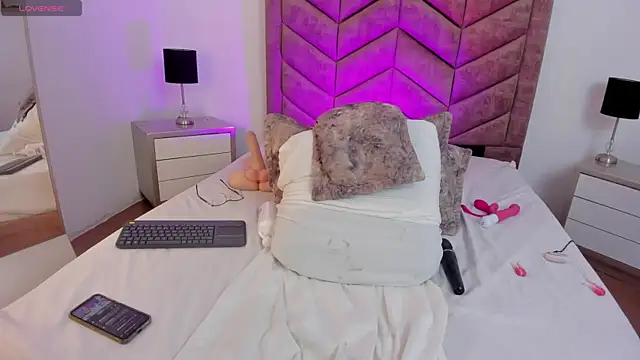 Chat XXX Live ChannelFox__