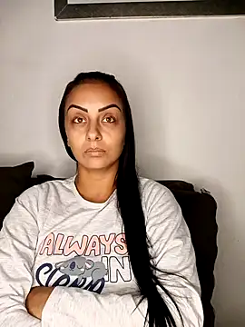 Show de bbzinharosa na webcam