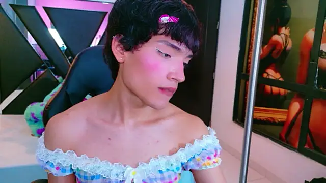 Živý XXX chat AlecciaNova