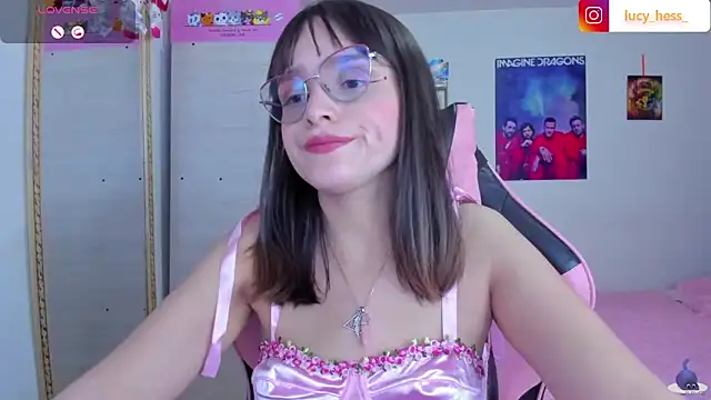 Lucyy-hess' Live XXX Chat
