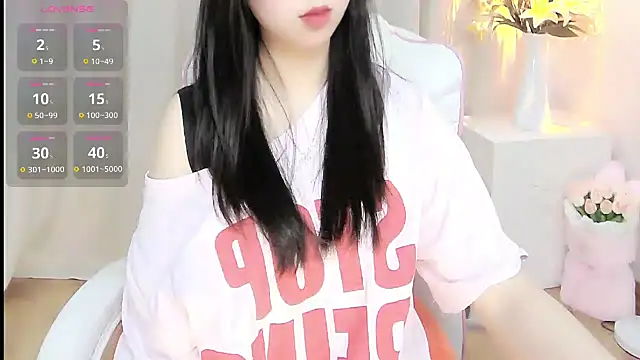 دردشة Sweet-Shuna الجنسية المباشرة