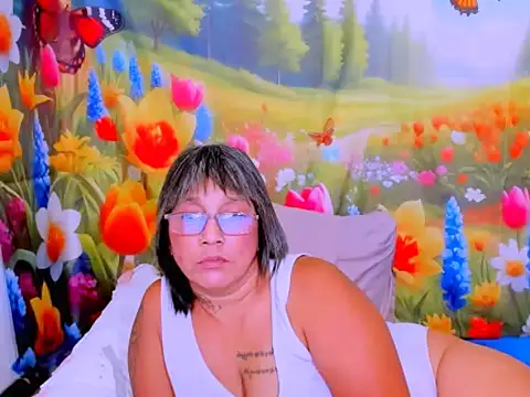 indianroxy Chat XXX live