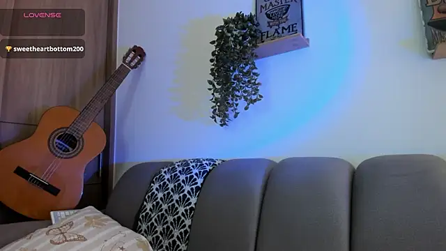 Онлайн чат XXX alejandro_stark