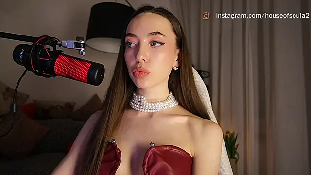 Chatroom XXX en direct de supreme_dominatrix