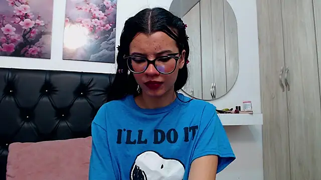 pinky_f00x – Live XXX-chat