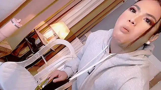 Chichiloeps 现场XXX聊天