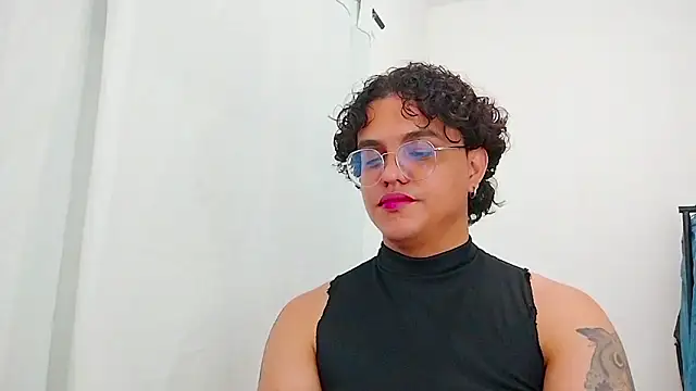 Show modela Diane_exotic na web-kameri