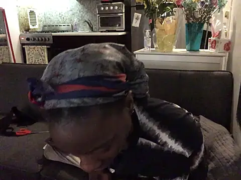 littyleesh1 ওয়েবক্যাম শো