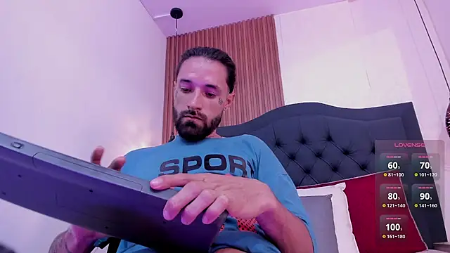 Hisoka_011 লাইভ XXX চ্যাট