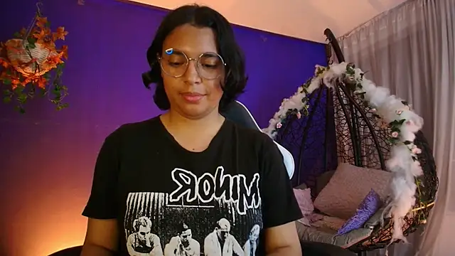 XXX chat uživo modela Emmapark_