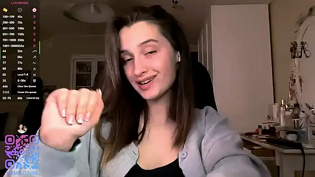 Chat +18 de DarlineBrustera ao vivo