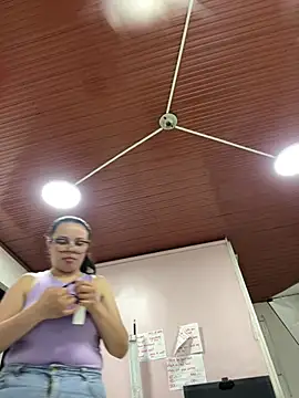 Chat XXX ao vivo de Megan_05_