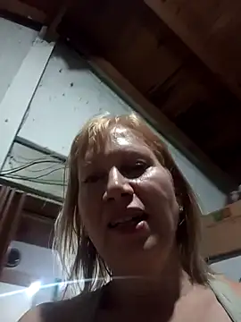 SexyMilf1211 Adlı Modelin Web Kamerası Şovu