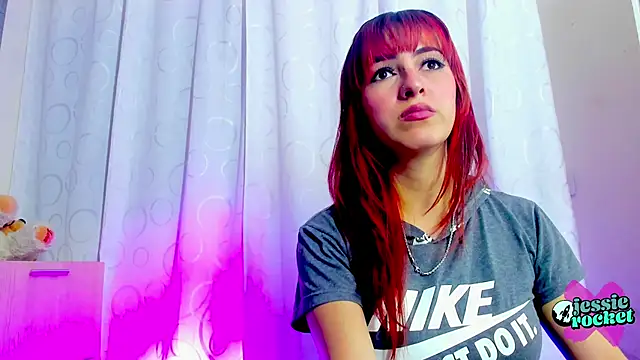 jessierocketx Adlı Modelin Canlı XXX Sohbeti