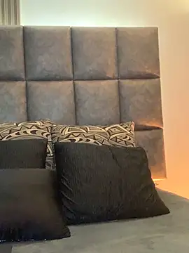 Chat +18 de BrigitteVons ao vivo