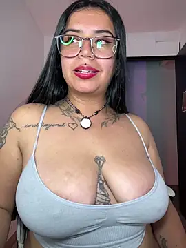 Devilsweet17: онлайн-секс-чат