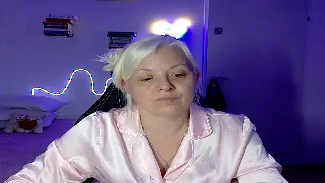 Linsy_Kim Chat XXX in diretta