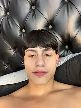 Lander_Cruz 现场XXX聊天