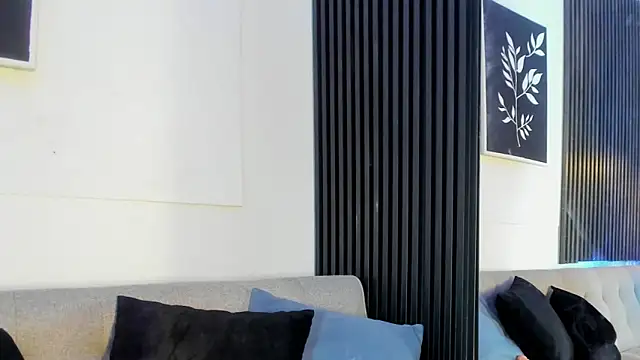 _emily_gilll_'s Live XXX Chat