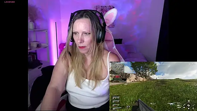 ArchangelTheFrancaise's Webcam Show