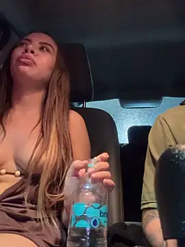 lindaandtony: вебкам-шоу