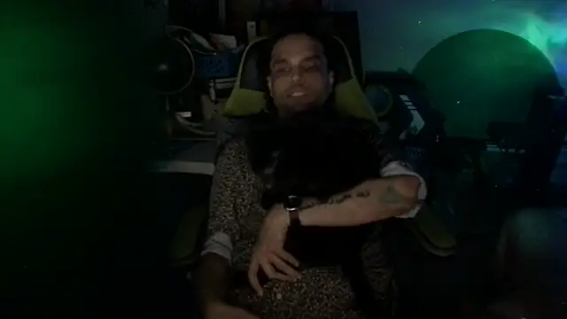 XXX chat uživo modela KungFuPanda001