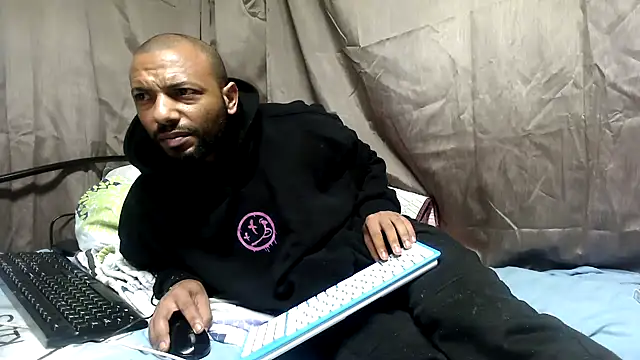 Camodick élő XXX-chatje