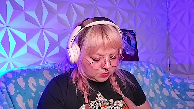 Satyn_doll Adlı Modelin Web Kamerası Şovu