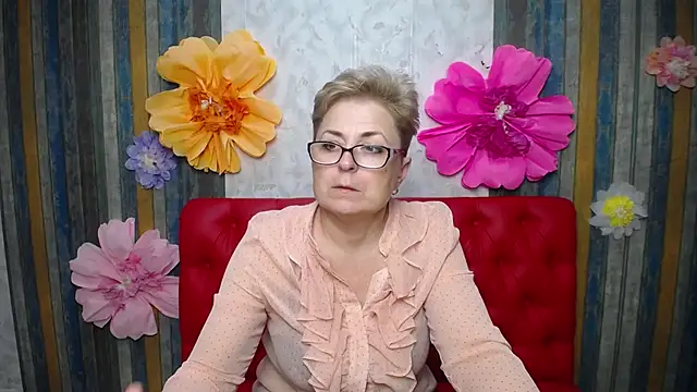 Chatroom XXX en direct de EmiliaGree