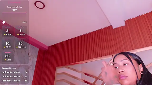 cattaleeyaa Adlı Modelin Canlı XXX Sohbeti