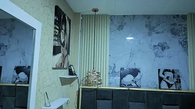 Im-Lola 现场XXX聊天