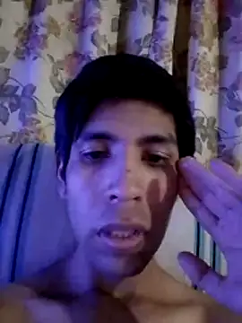 Crischicofresa Pertunjukan Webcam