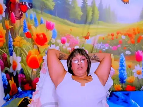 indianroxy Chat XXX live