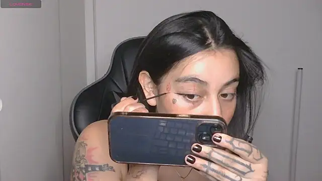 val_bardot's Live XXX Chat