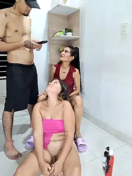 royalgirls_x: вебкам-шоу