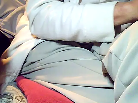 kopanos_69 Adlı Modelin Canlı XXX Sohbeti