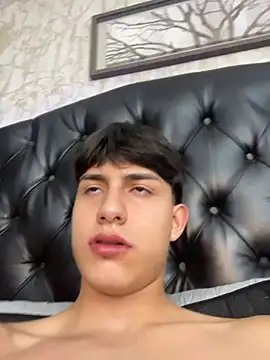 Lander_Cruz 웹캠 쇼